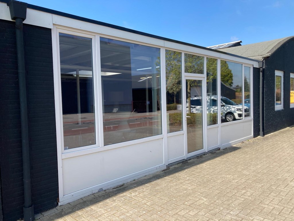 WhatsApp Image 2025-04-09 at 14.33.16 (2).jpeg